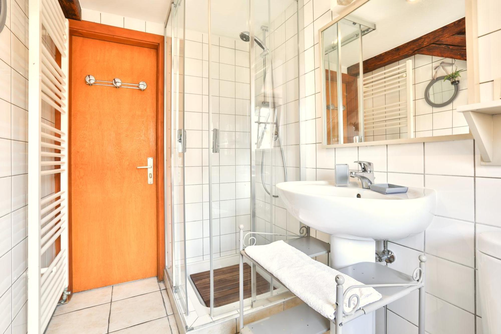 Ferienwohnung La Legende Des 2 Pierres Eguisheim Exterior foto