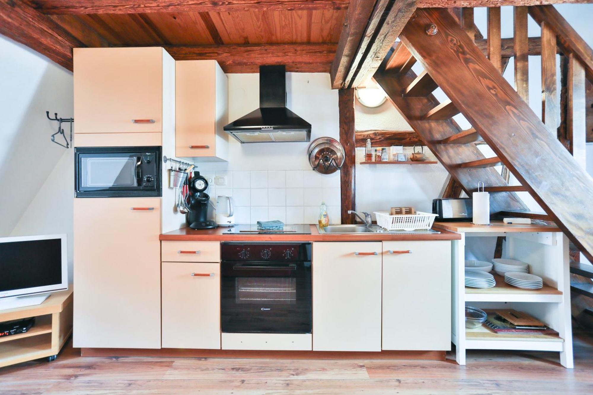 Ferienwohnung La Legende Des 2 Pierres Eguisheim Exterior foto